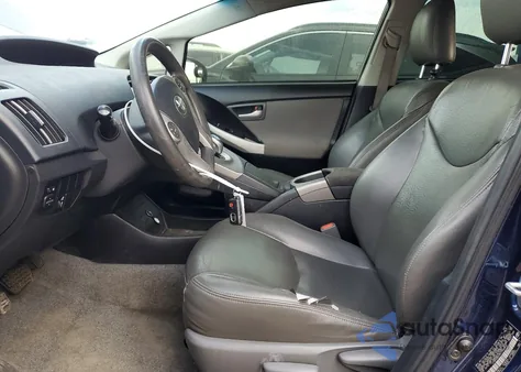 2015 Toyota Prius z USA, uszkodzony, nr VIN JTDKN3DU4F1996852